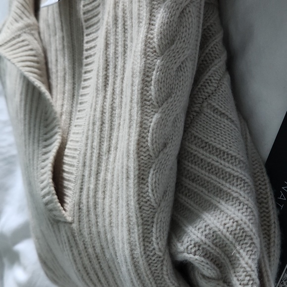 Nordstrom Signature - Cashmere/Wool Cable Knit Sweater, Oatmeal, Size L - Picture 3 of 14